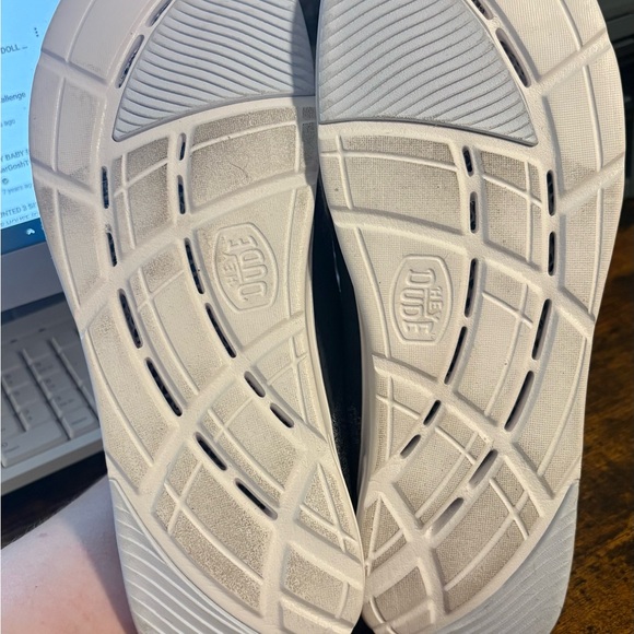 Hey Dude Women's Knit Gray and Black Loafers - Picture 4 of 5